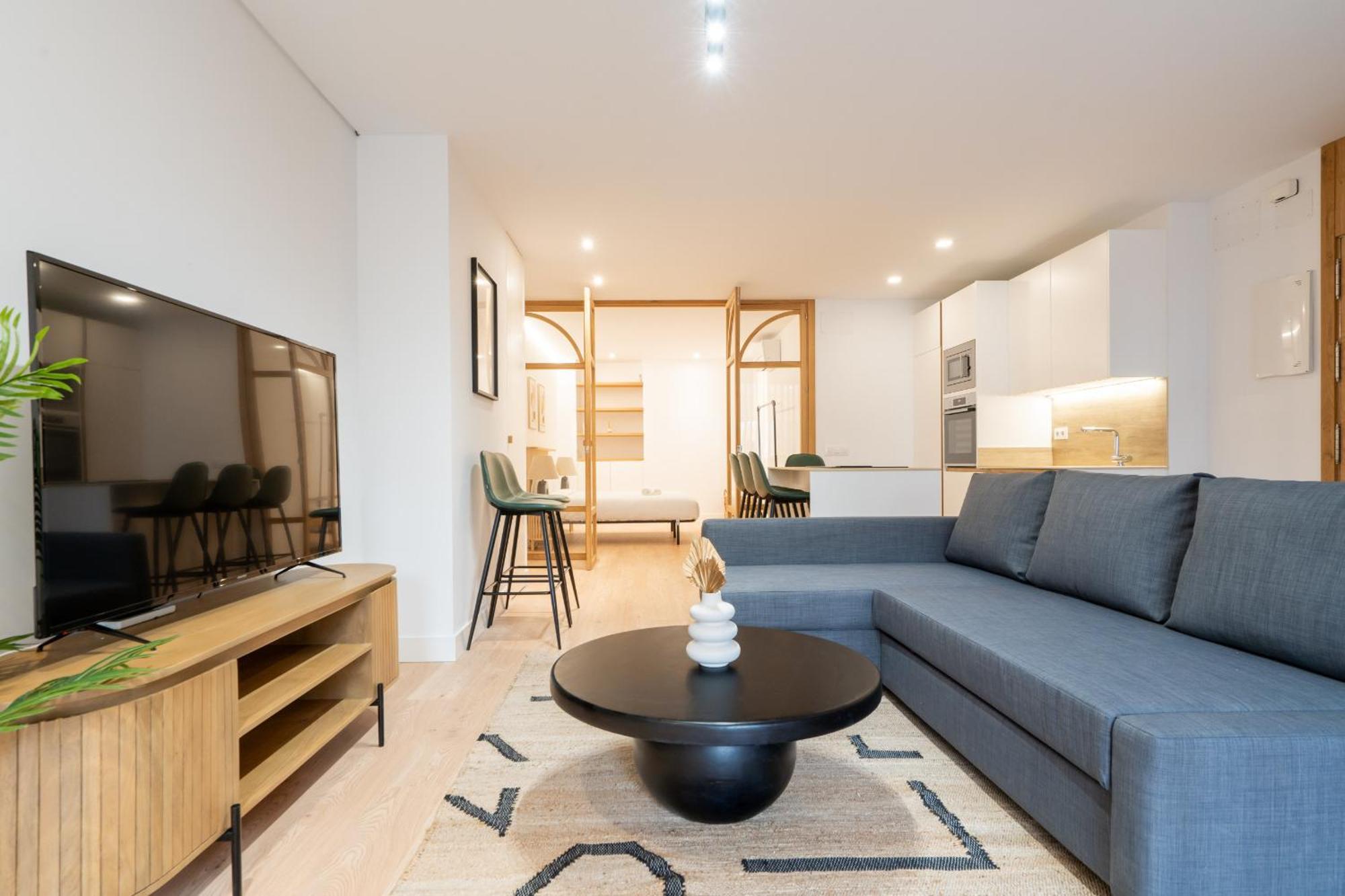 Apartamento Reformado Para 6 Personas En Plena Gran Via Alquiler Temporal Мадрид Экстерьер фото