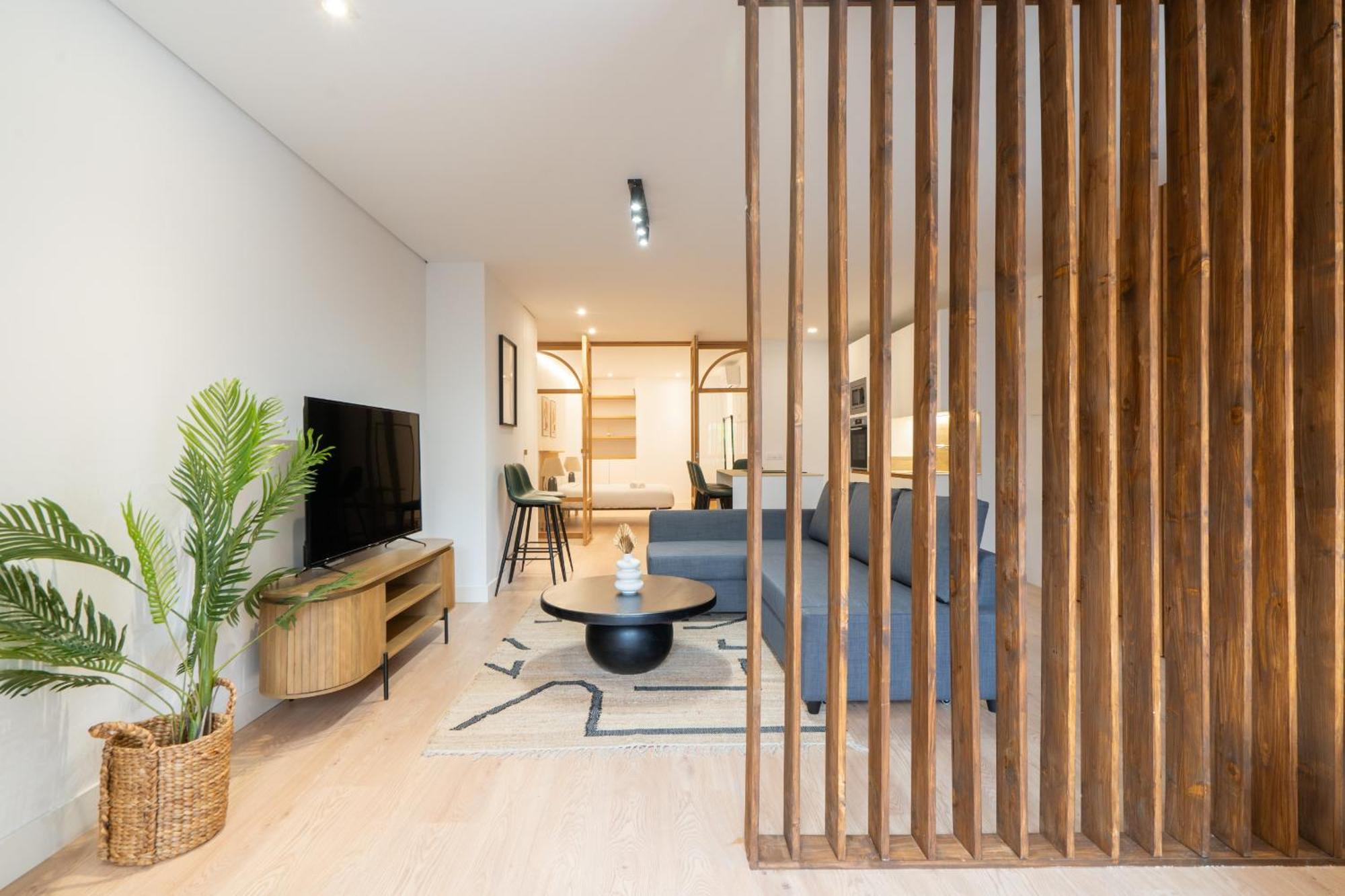 Apartamento Reformado Para 6 Personas En Plena Gran Via Alquiler Temporal Мадрид Экстерьер фото